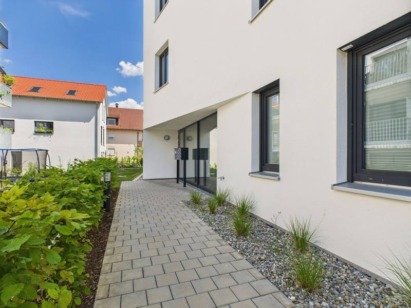 B9: 4-room apartment in Konstanz-Wollmatingen – photo 5